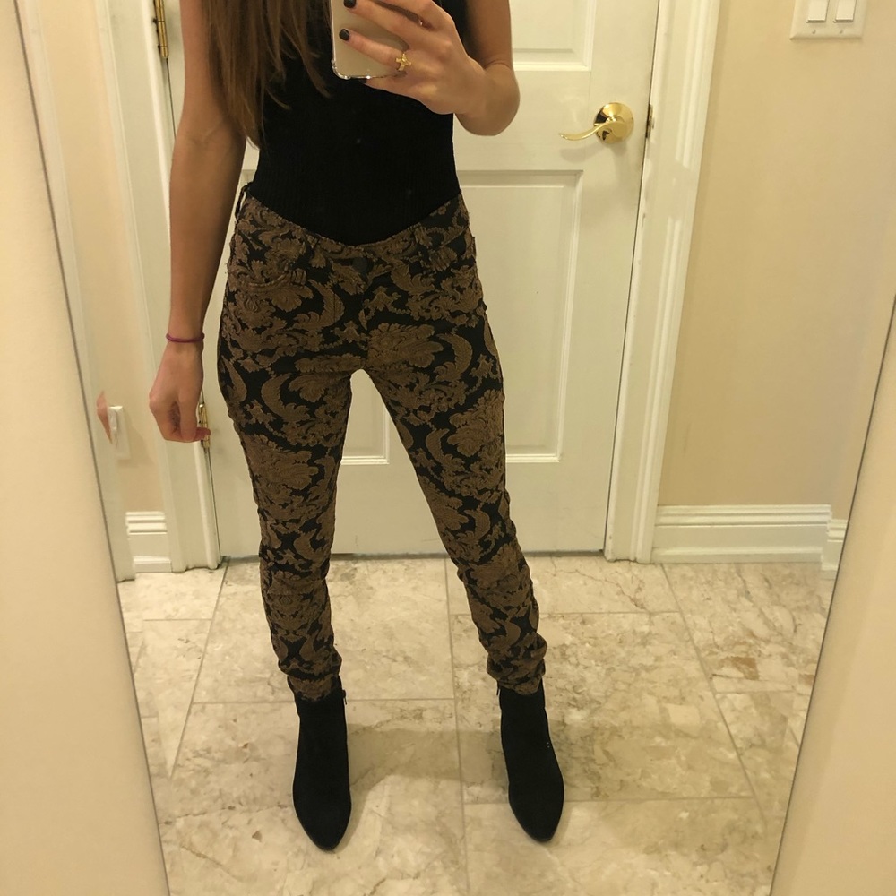 Pants, trendy pants, pants with pattern, fancy